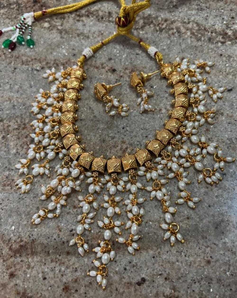 Stunner gold plated antique necklace set