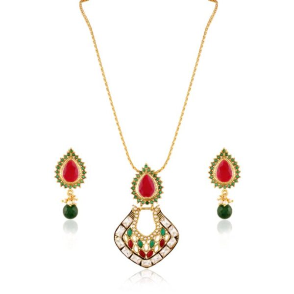 Optimum crystal Gold Plated Pendant set