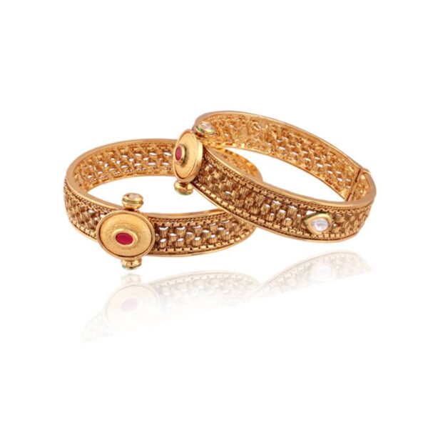 Heart throb Gold plated kundan bangle